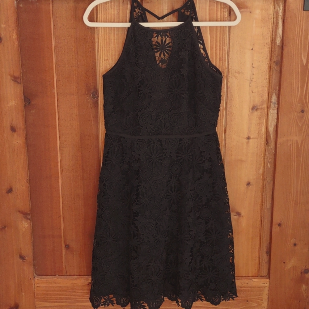 Black cocktail dress, size 2, White House Black Market